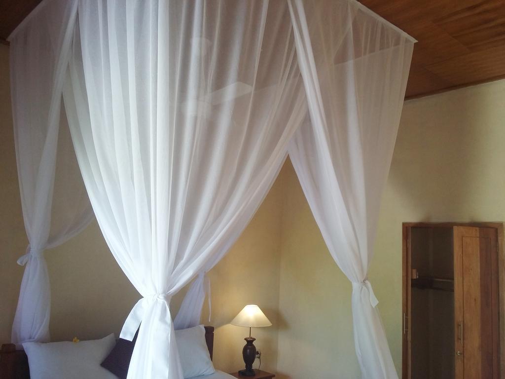 Molleh Guest House Pemuteran Екстериор снимка