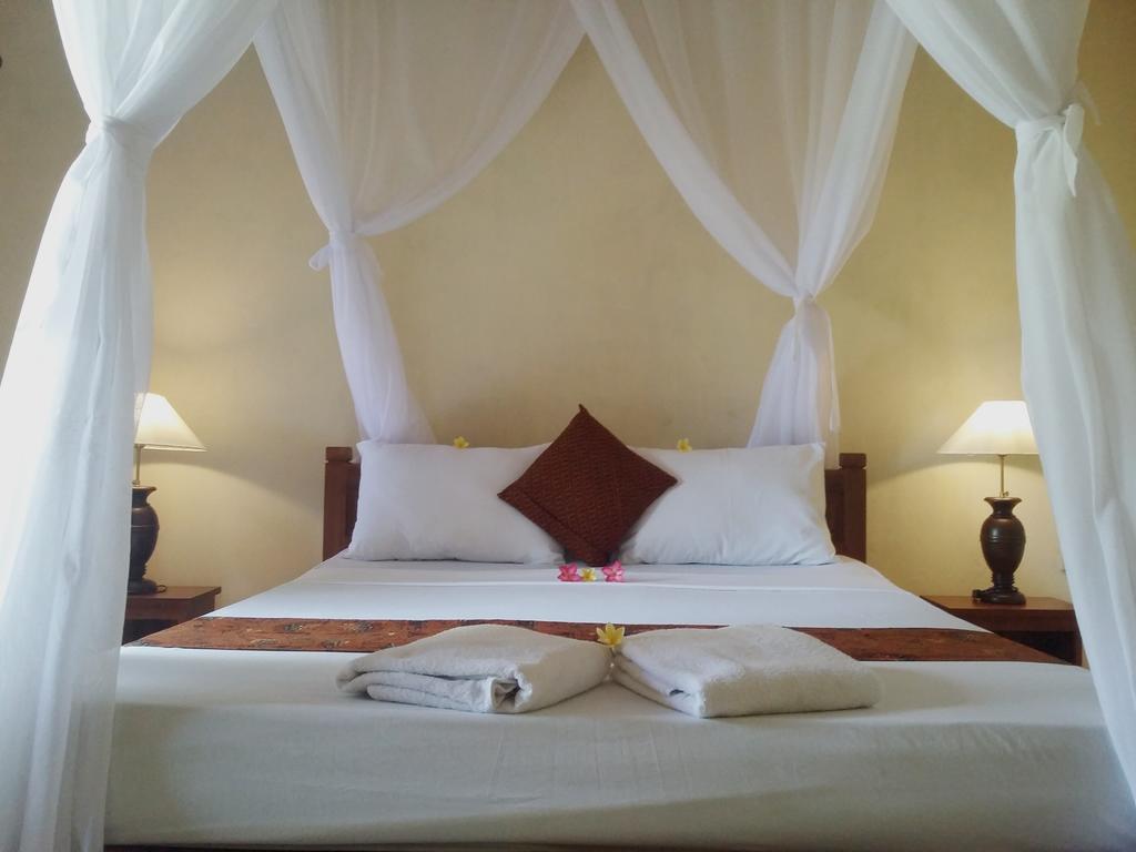 Molleh Guest House Pemuteran Екстериор снимка