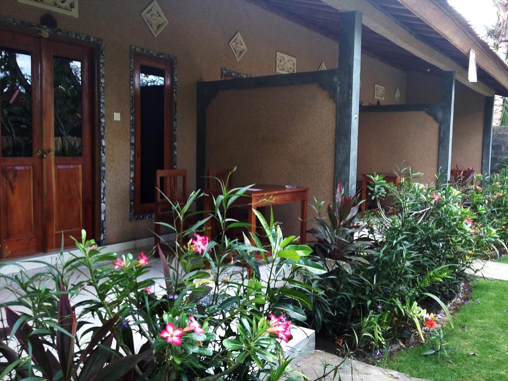 Molleh Guest House Pemuteran Екстериор снимка